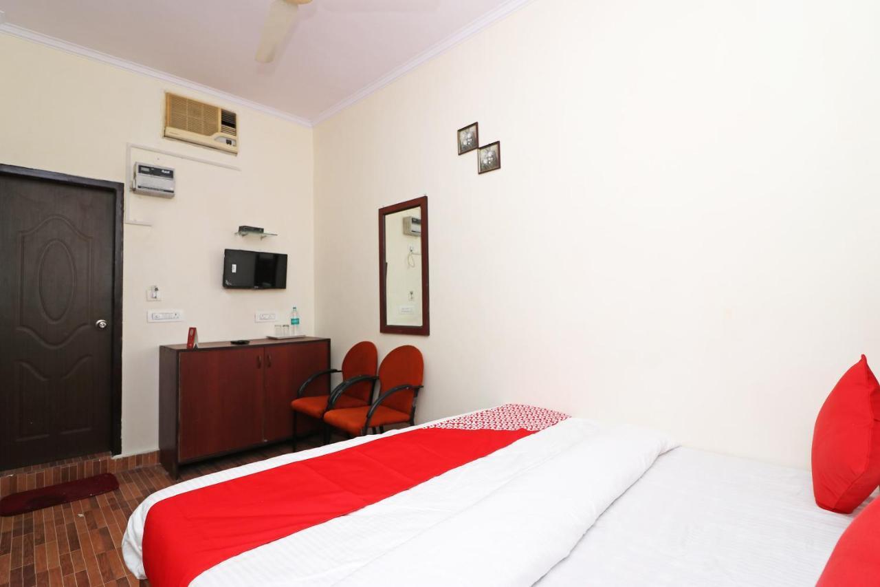 Oyo 14179 Panchvati Hotel Dehradun Exterior foto